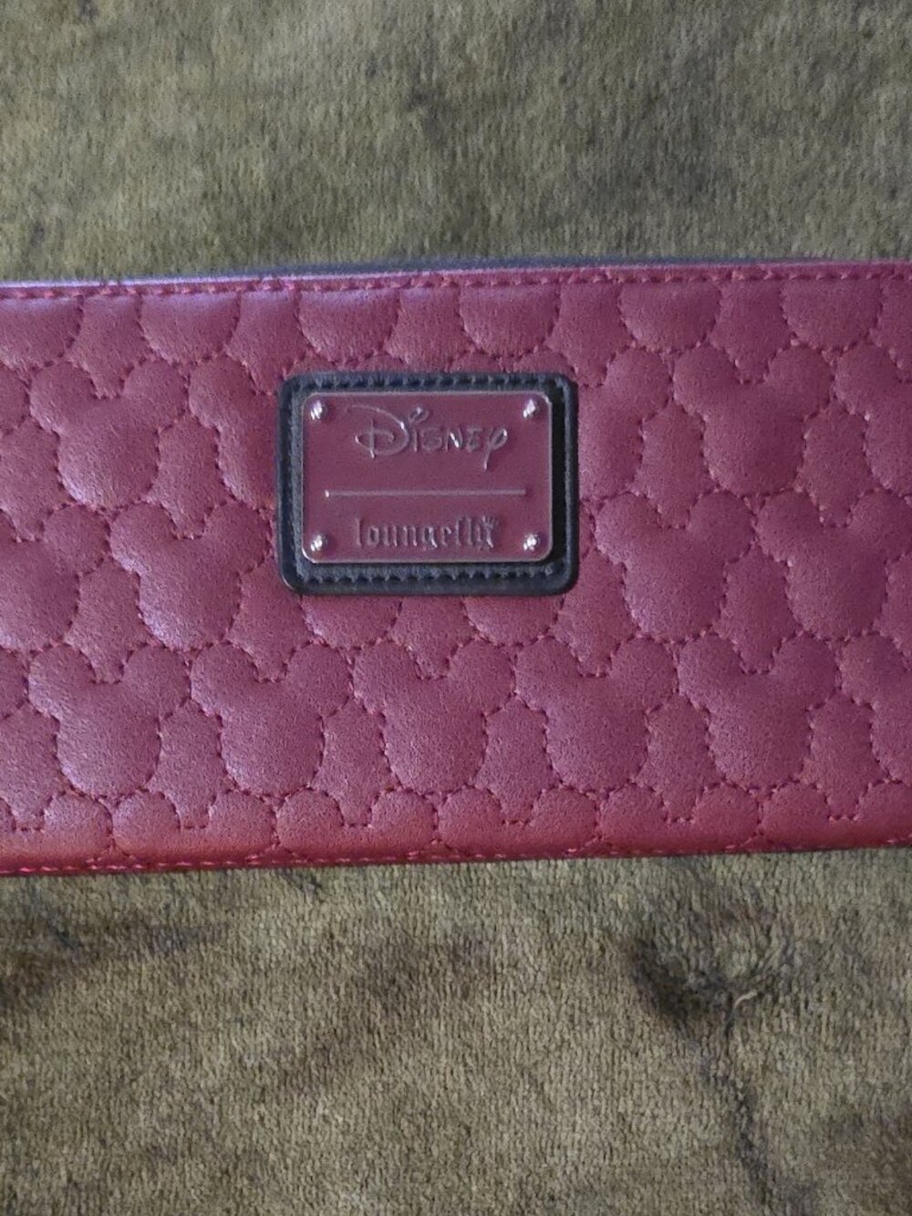 Loungefly Disney Minnie Mouse Zip Around Wallet Pink Quilted Velvet Bow Ears